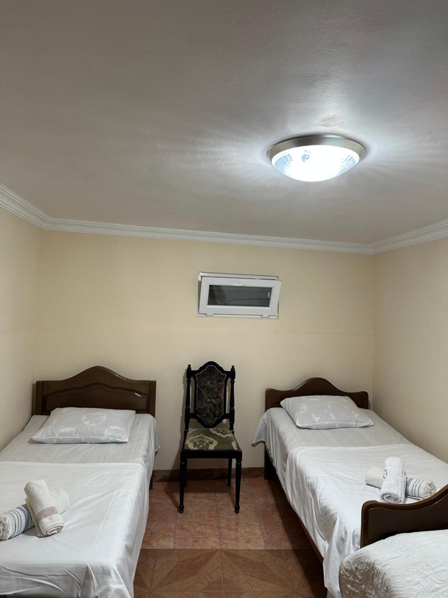 Linda Guest House باتومي المظهر الخارجي الصورة
