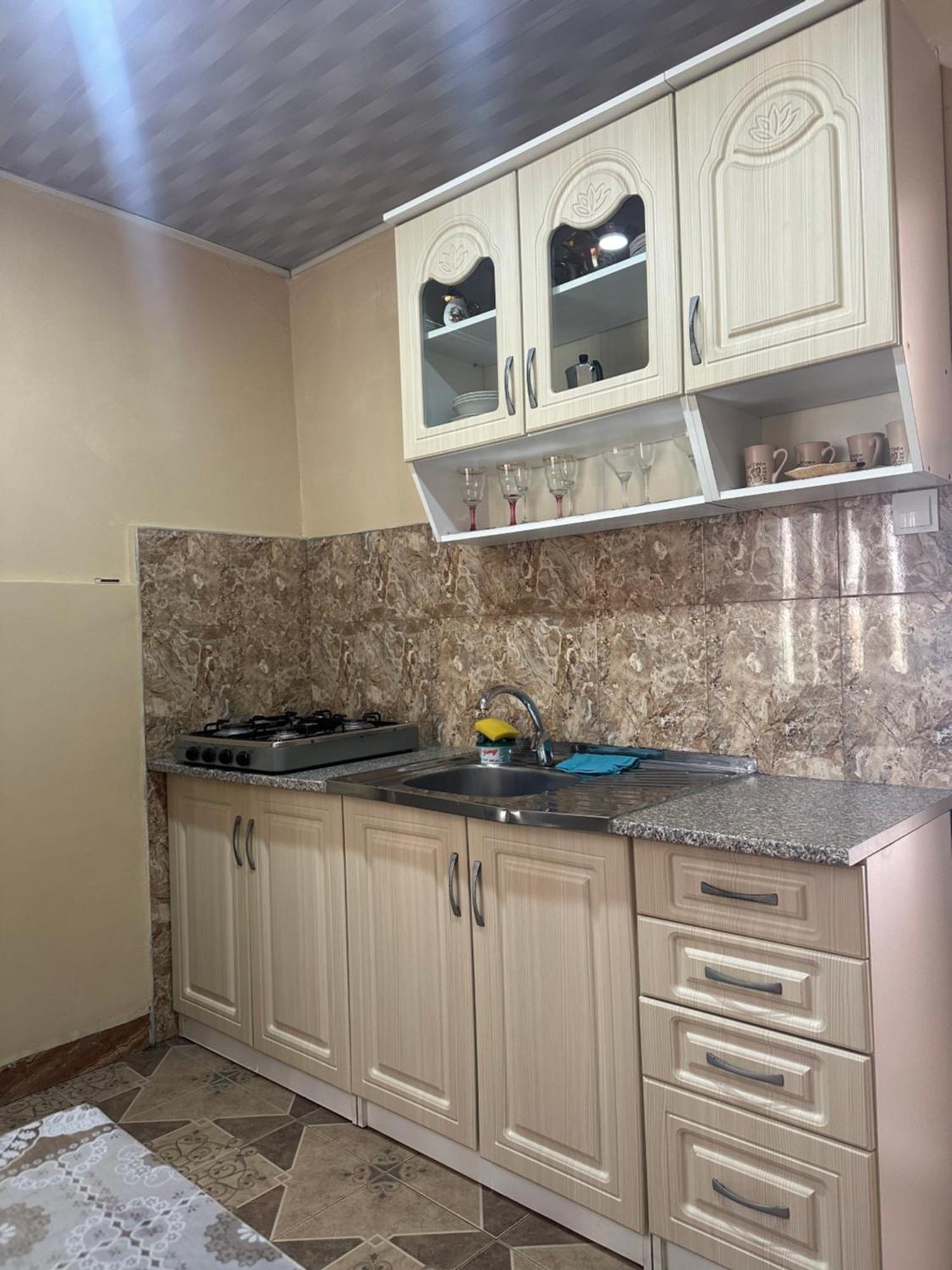 Linda Guest House باتومي المظهر الخارجي الصورة