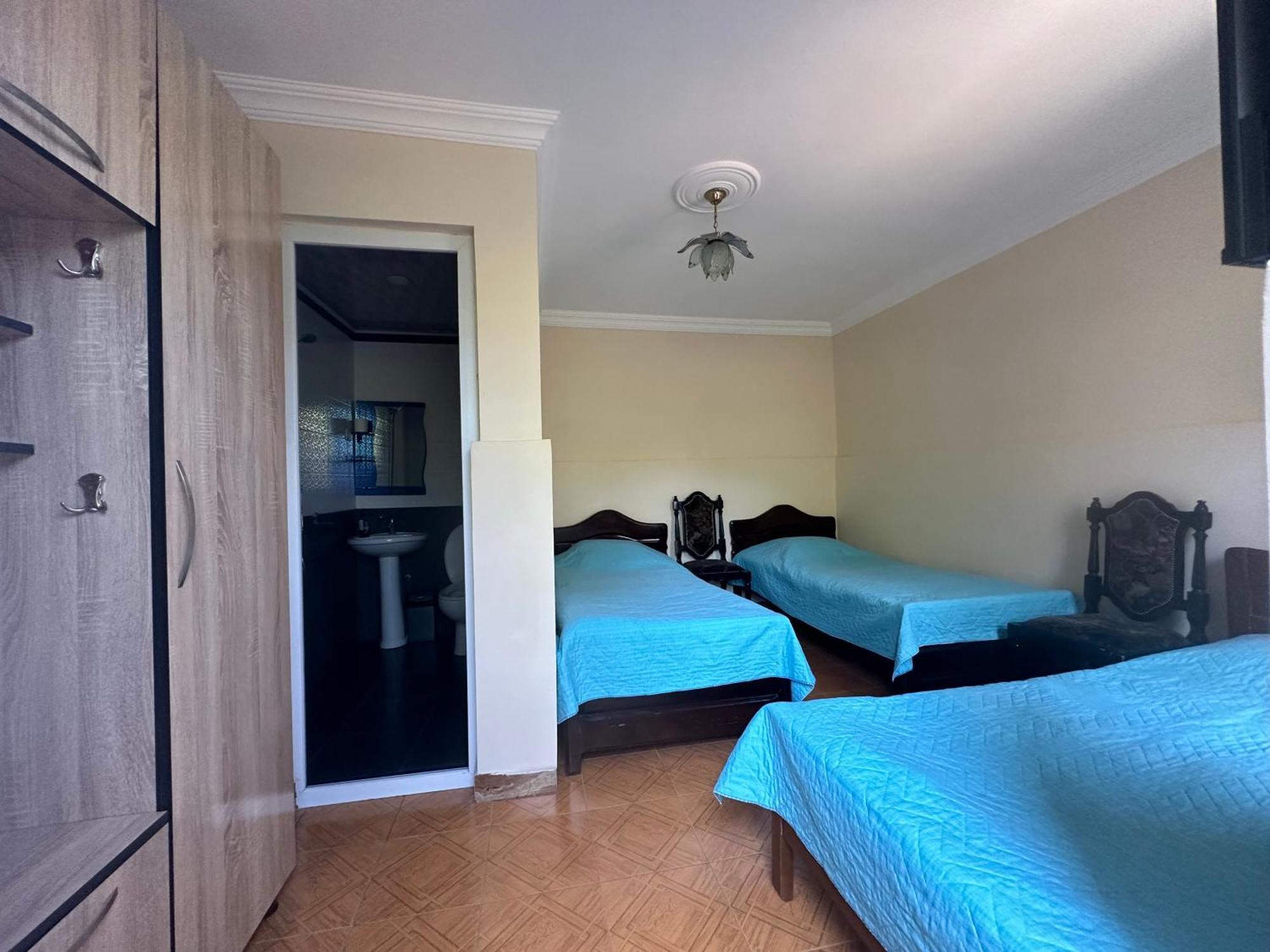 Linda Guest House باتومي المظهر الخارجي الصورة